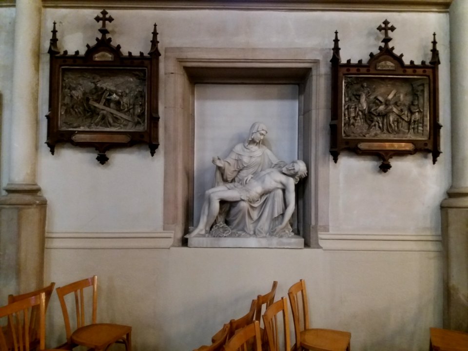 Fontaines-sur-Saône - Église Saint-Louis - Statue et deux stations