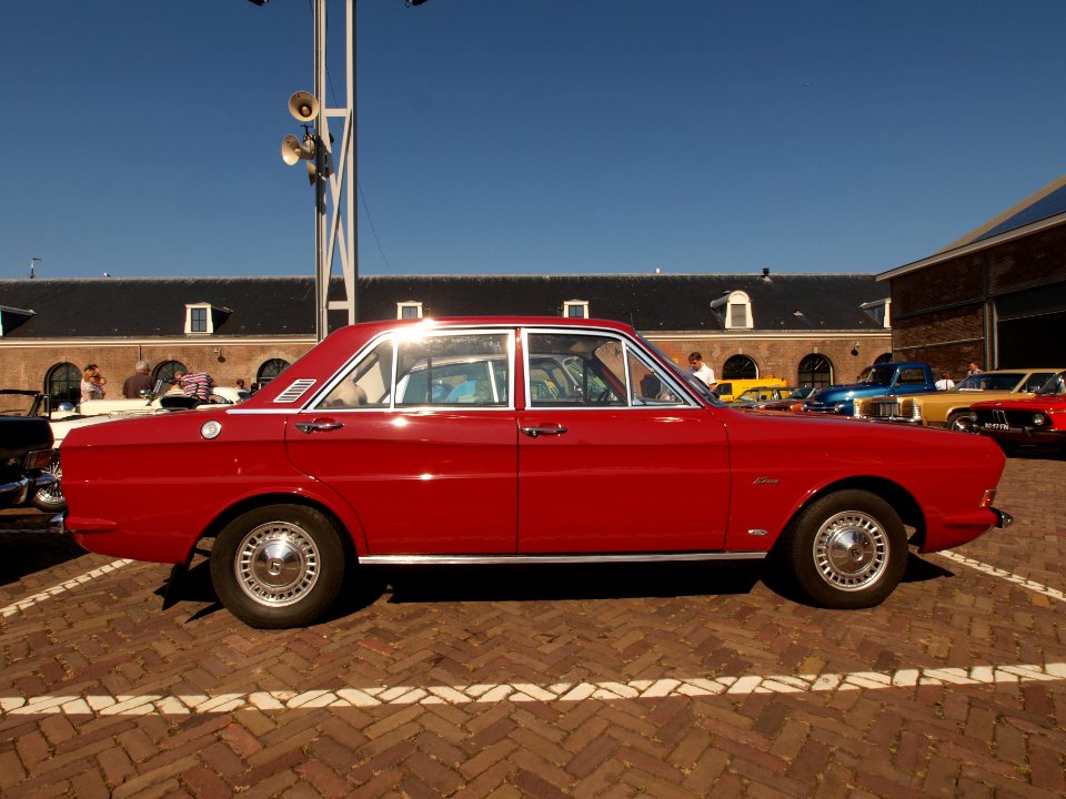 Ford Taunus 15M TS (1967), Dutch license registration 17-72-DS pic2