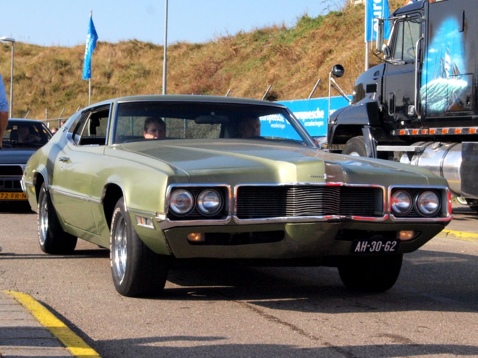 Ford THUNDERBIRD dutch licence registration AH-30-62 pic2