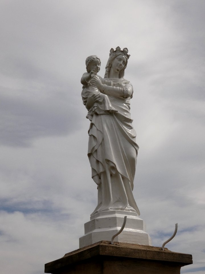 Fleurieu-sur-Saône - Chemin de la Madone - Vierge à l'enfant 03
