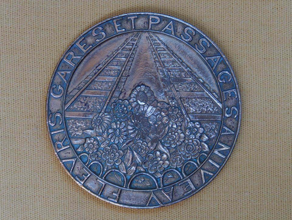Fleuris Gares et Passages a Niveau coin
