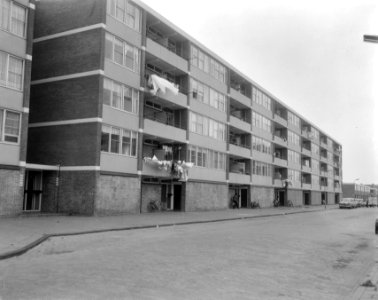 Flatgebouwen, straatbeelden, Bestanddeelnr 919-6979
