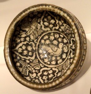 Flat-Rimmed Bowl with Birds in Foliage, early 14th century, Ilkhanid period, Iran - Sackler Museum - DSC02508 photo