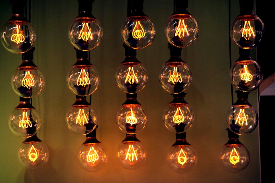 Lights burning lamp