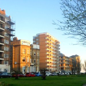 Flats on East side of Grand Avenue, Hove (April 2018) (2)