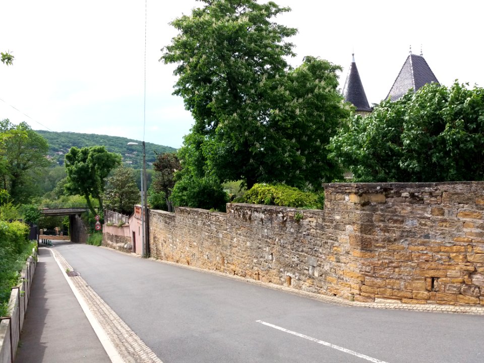 Fleurieu-sur-Saône - Rue Tourneyrand - Depuis la rue de l'Ancienne Église
