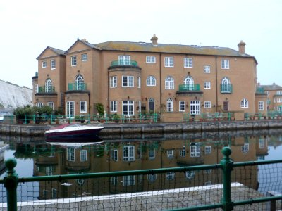 Flats at Trafalgar Gate, Brighton Marina (May 2013)