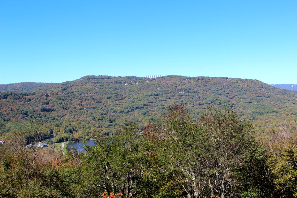 Flattop Mountain (North Carolina) from Half Moon Overlook, Oct 2016 1