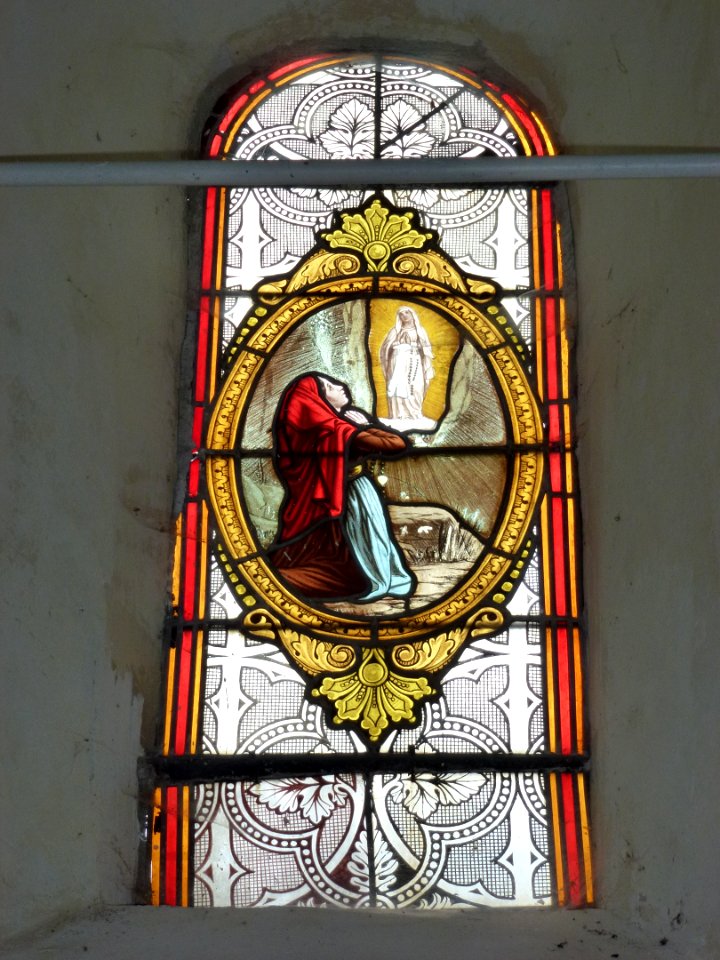 Flaignes (Ardennes) église, vitrail 04