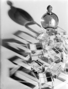 Fles met parfum Jeanne Lanvin, Bestanddeelnr 190-0888