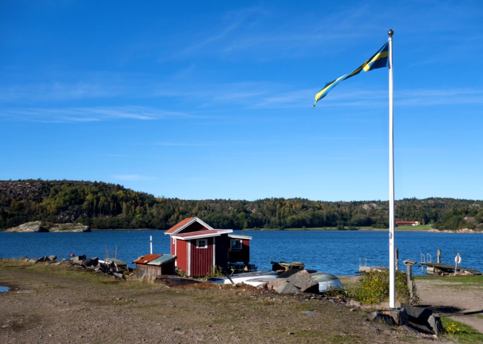 Flagpole at Loddebo photo