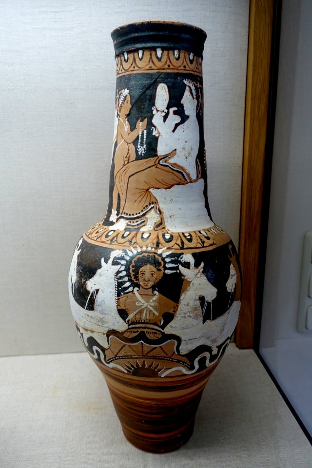 Flagon with sun god and Aphrodite with Eros, Faliscan, 330-300 BC, H 5367 - Martin von Wagner Museum - Würzburg, Germany - DSC05722