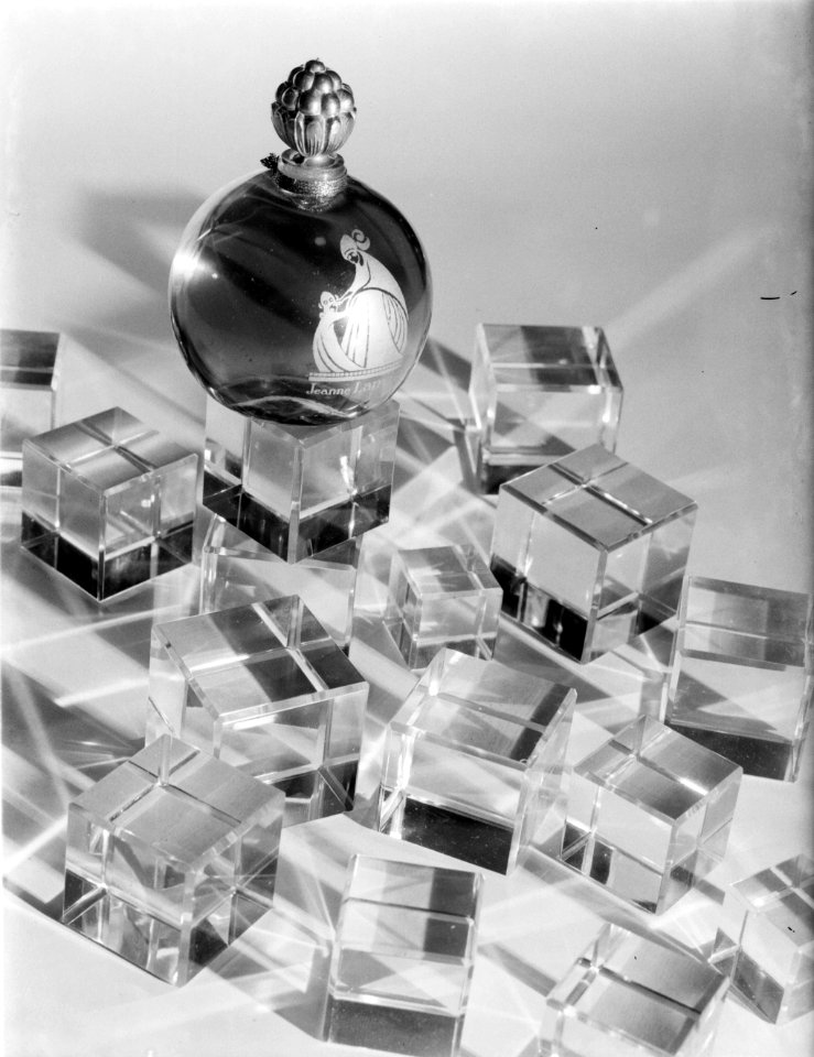Fles met parfum Jeanne Lanvin, Bestanddeelnr 190-0887