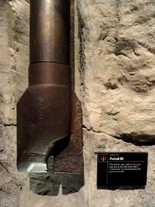Fishtail Bit (drag bit) - Houston Museum of Natural Science - DSC01337