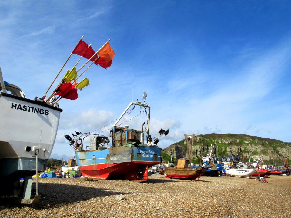 Fishing boats at Hastings 01