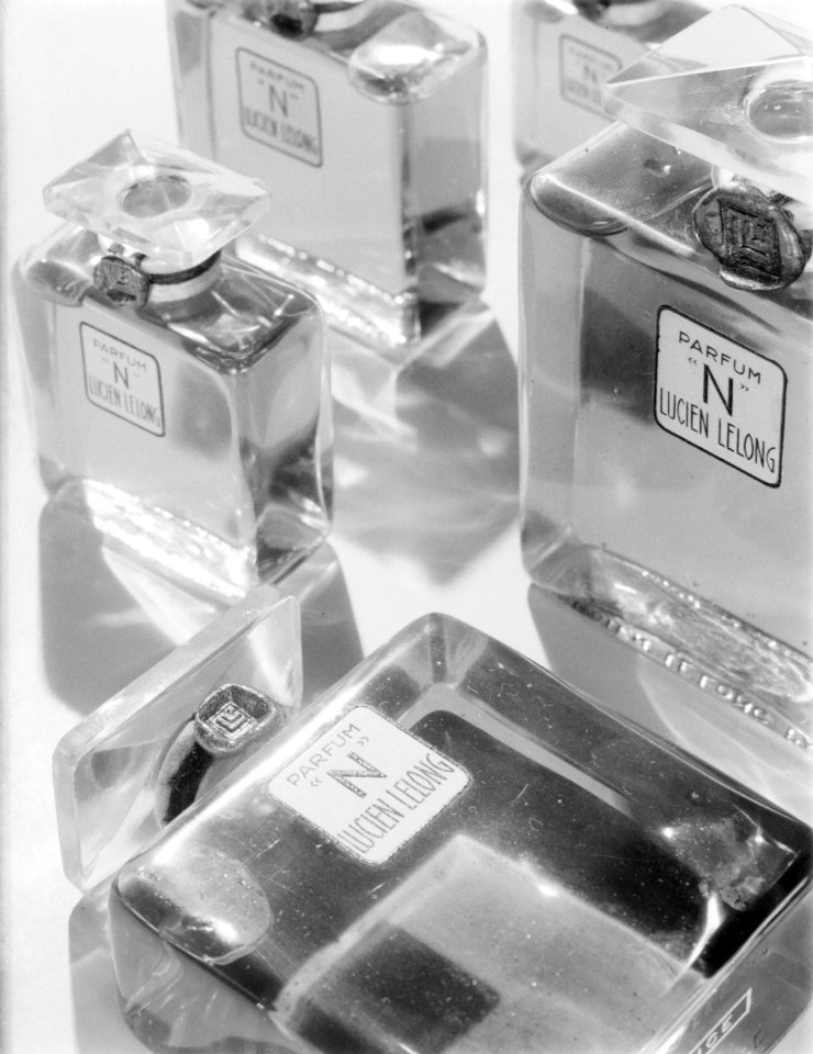 Flacons van parfum N van Lucien Lelong, Bestanddeelnr 190-0878