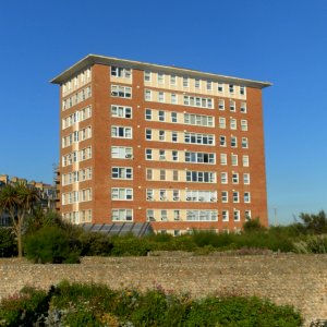 Flag Court, Kingsway, Hove (July 2012) (2)