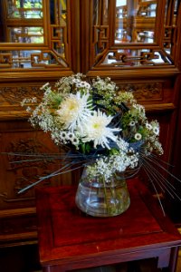 Floral arrangement - Lan Su Chinese Garden - Portland, Oregon - DSC01264