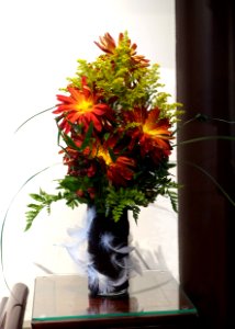 Floral arrangement - Lan Su Chinese Garden - Portland, Oregon - DSC01363