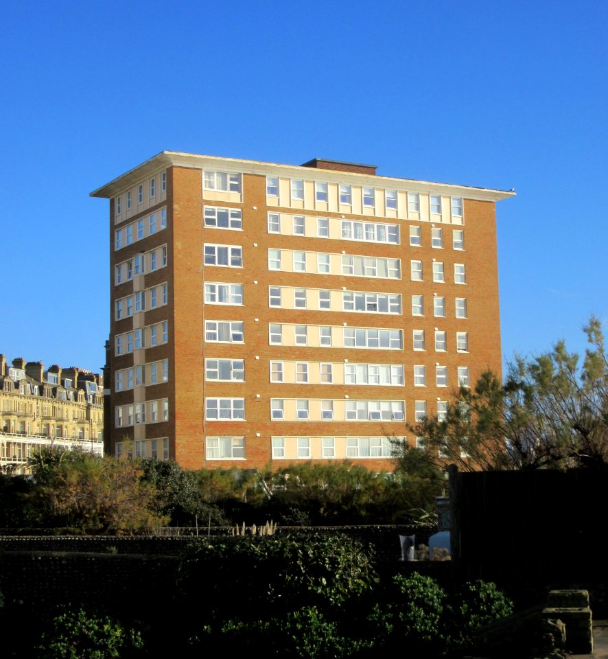 Flag Court, Kingsway, Hove (January 2017)