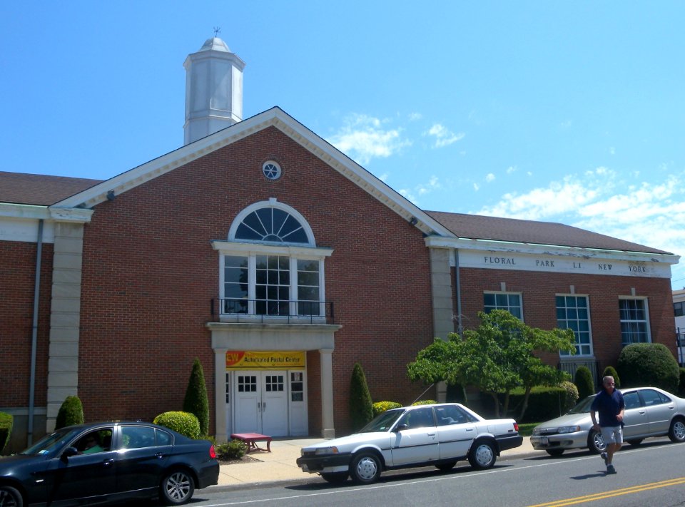 Floral Park Post Offc 35 Tulip Av 11001 jeh