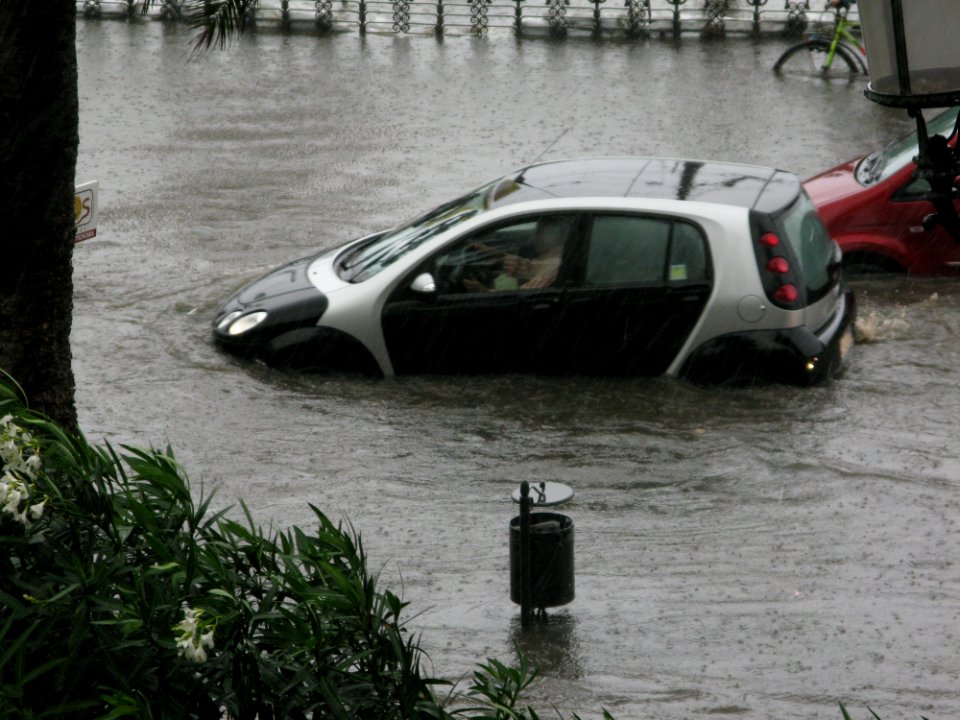 Flood - Via Marina, Reggio Calabria, Italy - 13 October 2010 - (7)