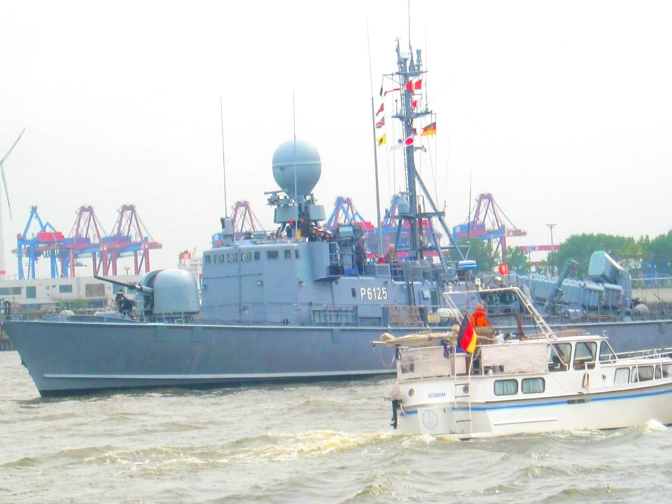 Flugkörperschnellboot Zobel P6125 (Ship, 1983)