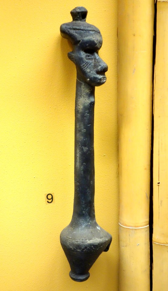 Flute for funeral rituals - Kuba - Royal Museum for Central Africa - DSC05935