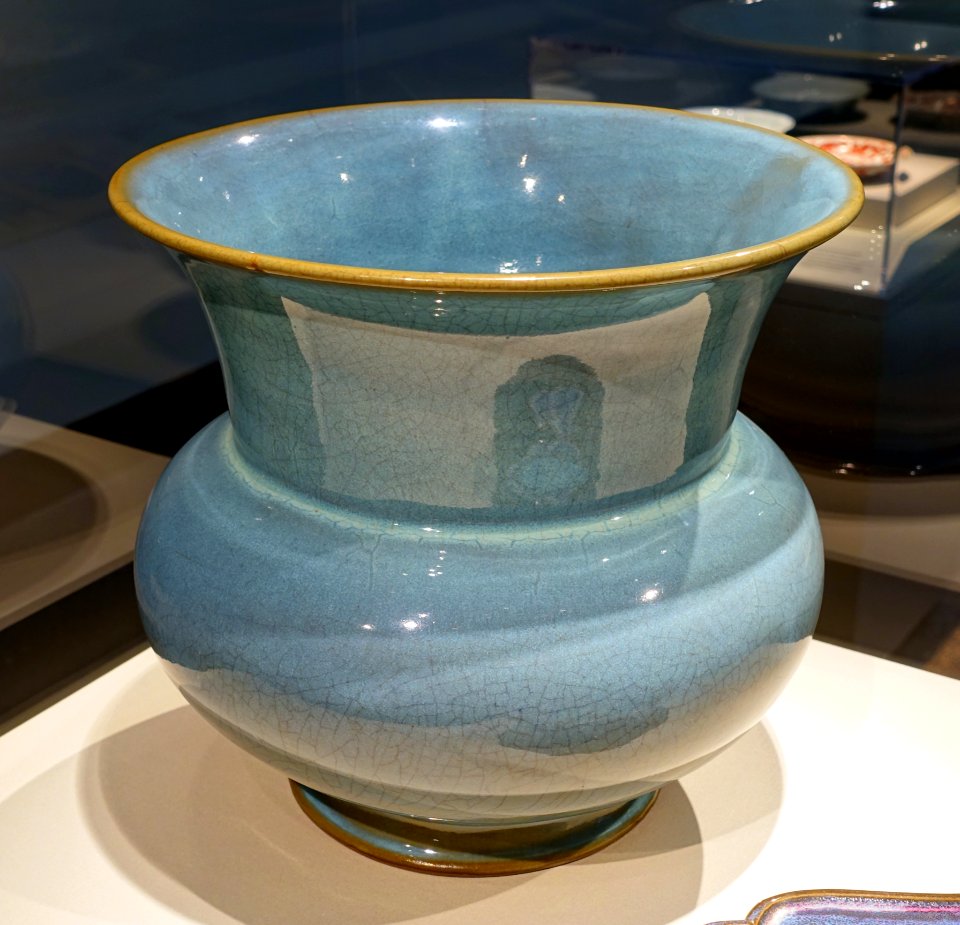 Flowerpot with incised number 1, China, Henan province, Yuxian, Juntai, Ming dynasty, early 1400s AD, stoneware, Jun glaze - Freer Gallery of Art - DSC04990