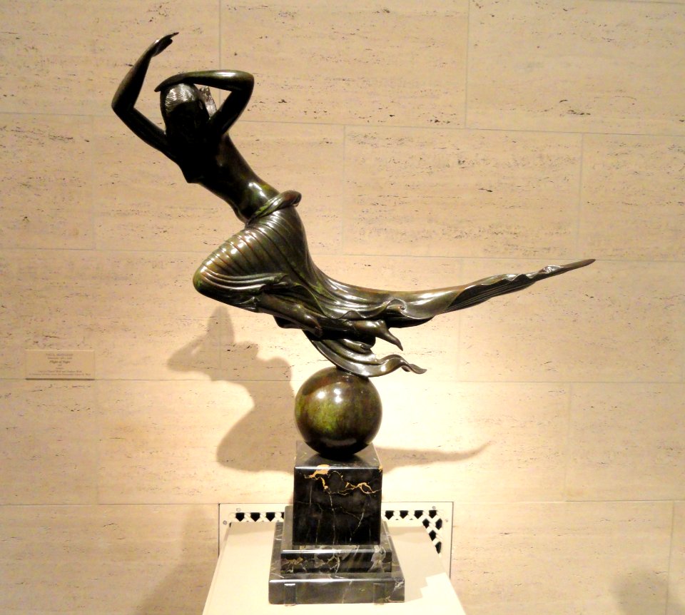 Flight of Night by Paul Manship, 1916, bronze - National Gallery of Art, Washington - DSC09757
