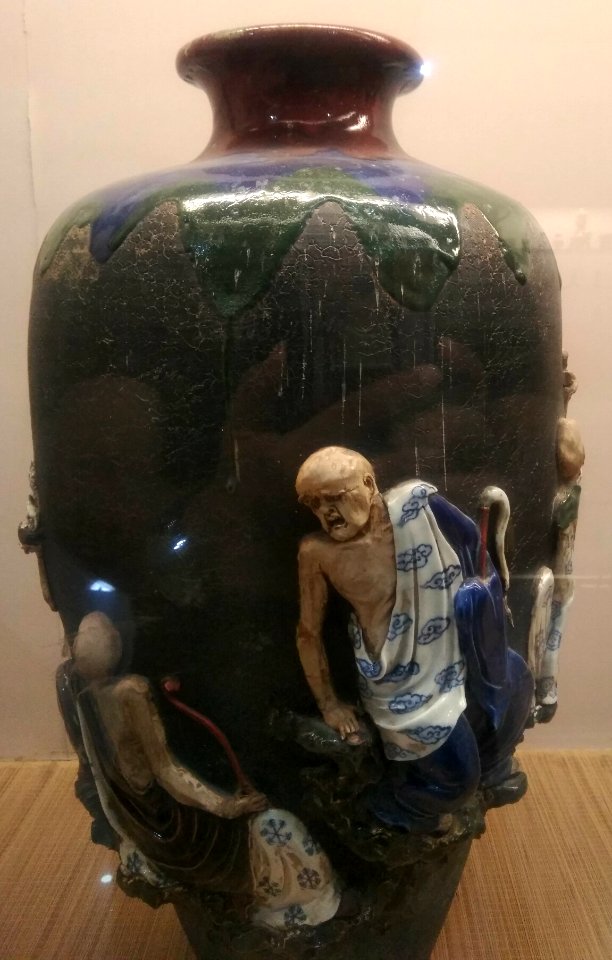 Flower Vase with relief work