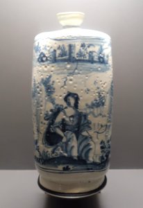 Flask, 18th century - Alcázar of Seville, Spain - DSC07362