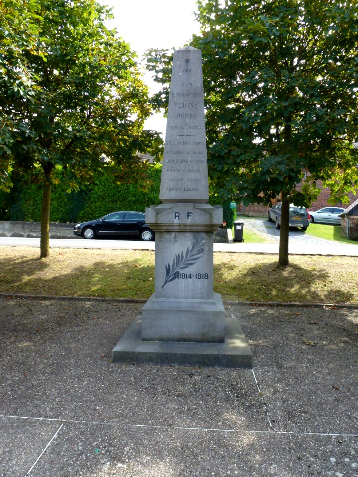 Fligny (Ardennes) monument aux morts