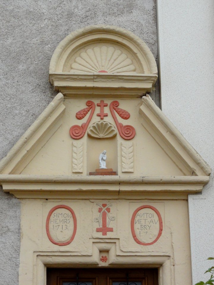 Flin (M-et-M) dessus de porte maison B