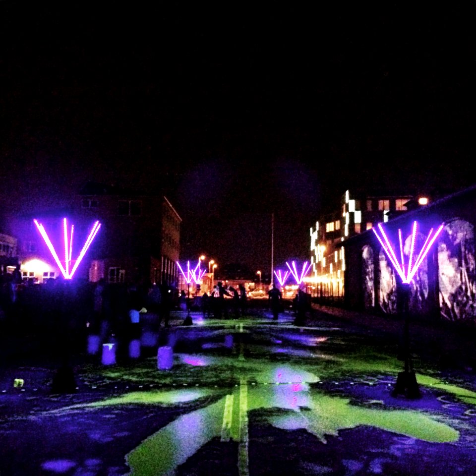 Flourescent street art in Odense Lerchesgade