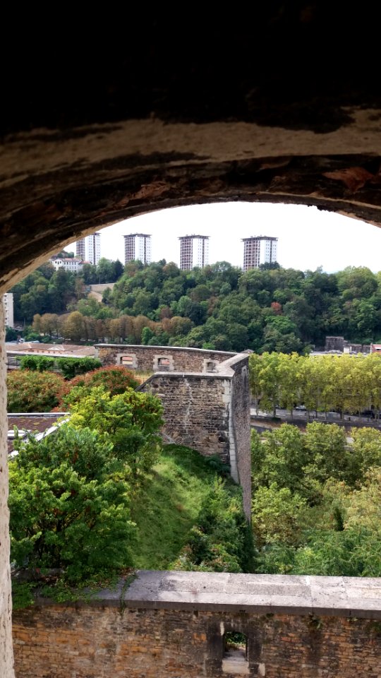 Fort Saint-Jean de Lyon - Remparts côté Saône depuis une fenêtre du sommet