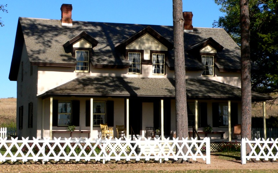 Fort Hartsuff officer quarters 1