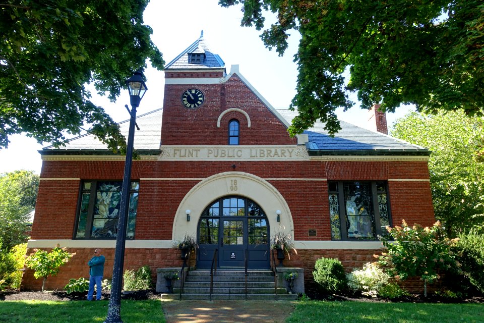 Flint Public Library - Middleton, Massachusetts - DSC06100