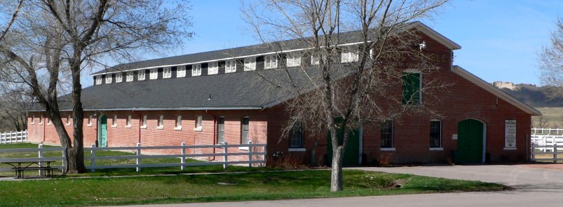Fort Robinson barn