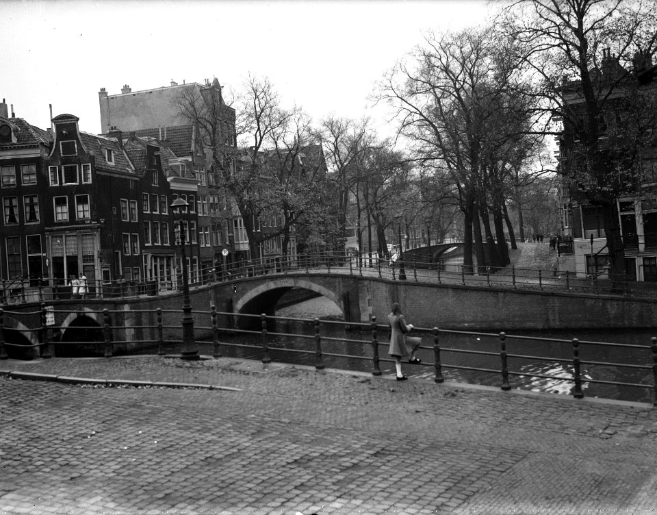 Foto Reguliersgracht Amsterdam, Bestanddeelnr 902-4441