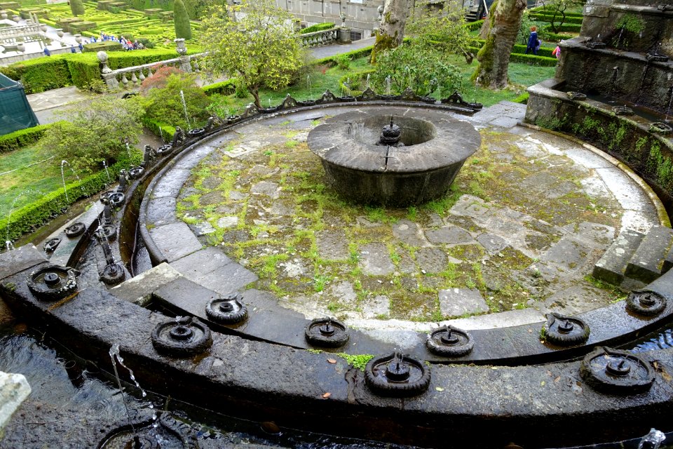 Fountain of the Lamps - Villa Lante, Bagnaia, Italy - DSC01854