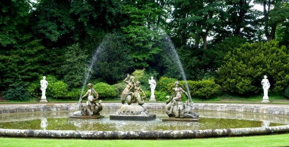 Fountain of Triton and nereids, by Giuliano Mozani, 1700-1800 - Waddesdon Manor - Buckinghamshire, England - DSC07885