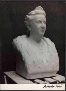 Foto van borstbeeld, Bestanddeelnr 014-0952