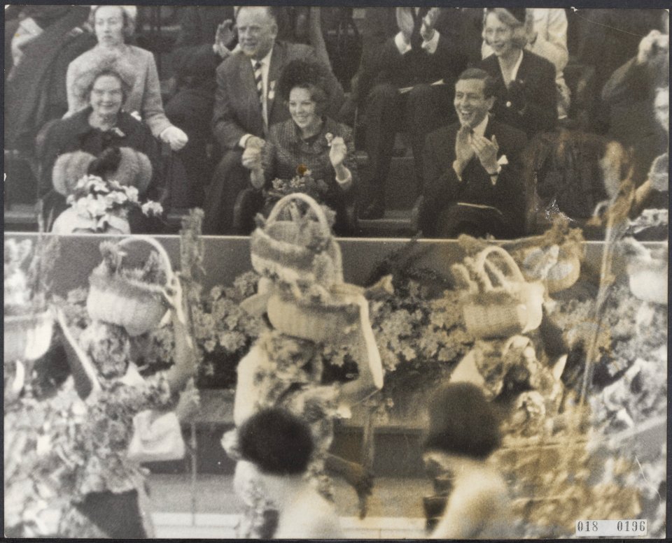 Foto is onscherp en in slechte staat, Bestanddeelnr 018-0196