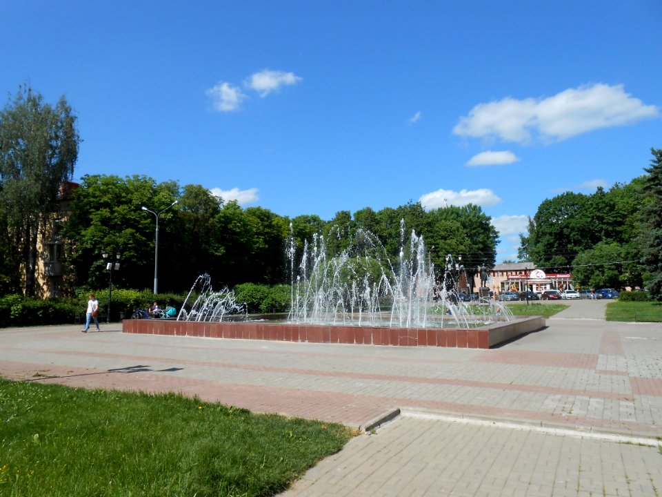 Fountain on Dzerzhinsky Street, Smolensk - 08