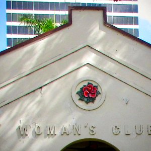 Fort Lauderdale Woman's Club signage 