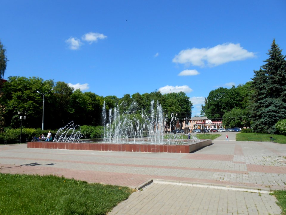Fountain on Dzerzhinsky Street, Smolensk - 07