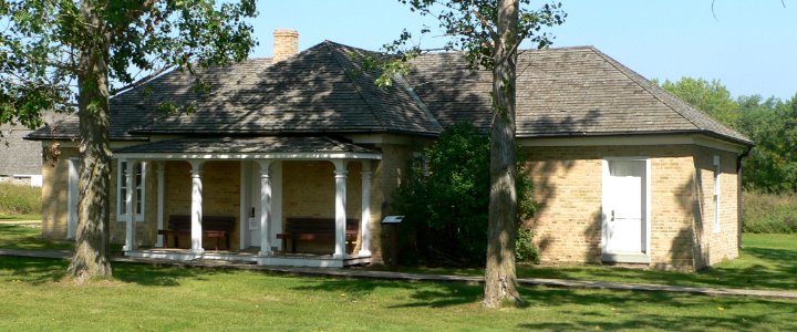 Fort Sisseton library-schoolhouse from S 1