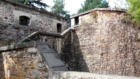 Fort Saint-Jean de Lyon - Escalier qui monte au sommet