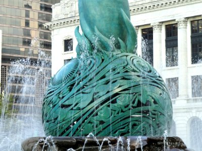 Fountain of Eternal Life, base - Cleveland, Ohio - DSC07928